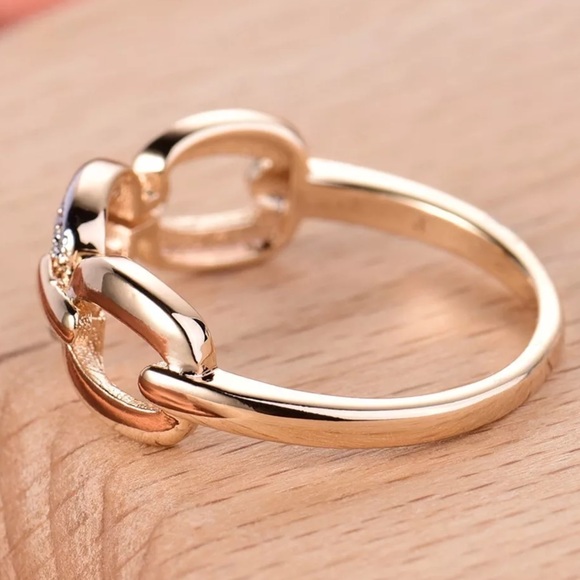 ❤️Size 8! Platinum Link Sapphire Crystal Gold Ring - Picture 3 of 8